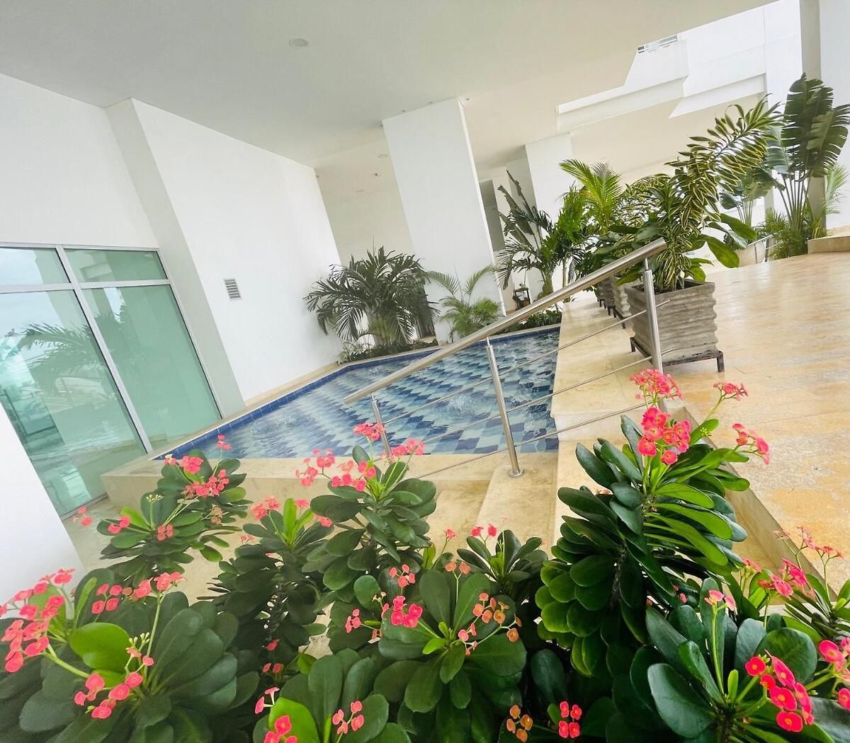 Apartamento A Pasos Del Mar Y Centro En Cartagena, Piscina Sauna&turco